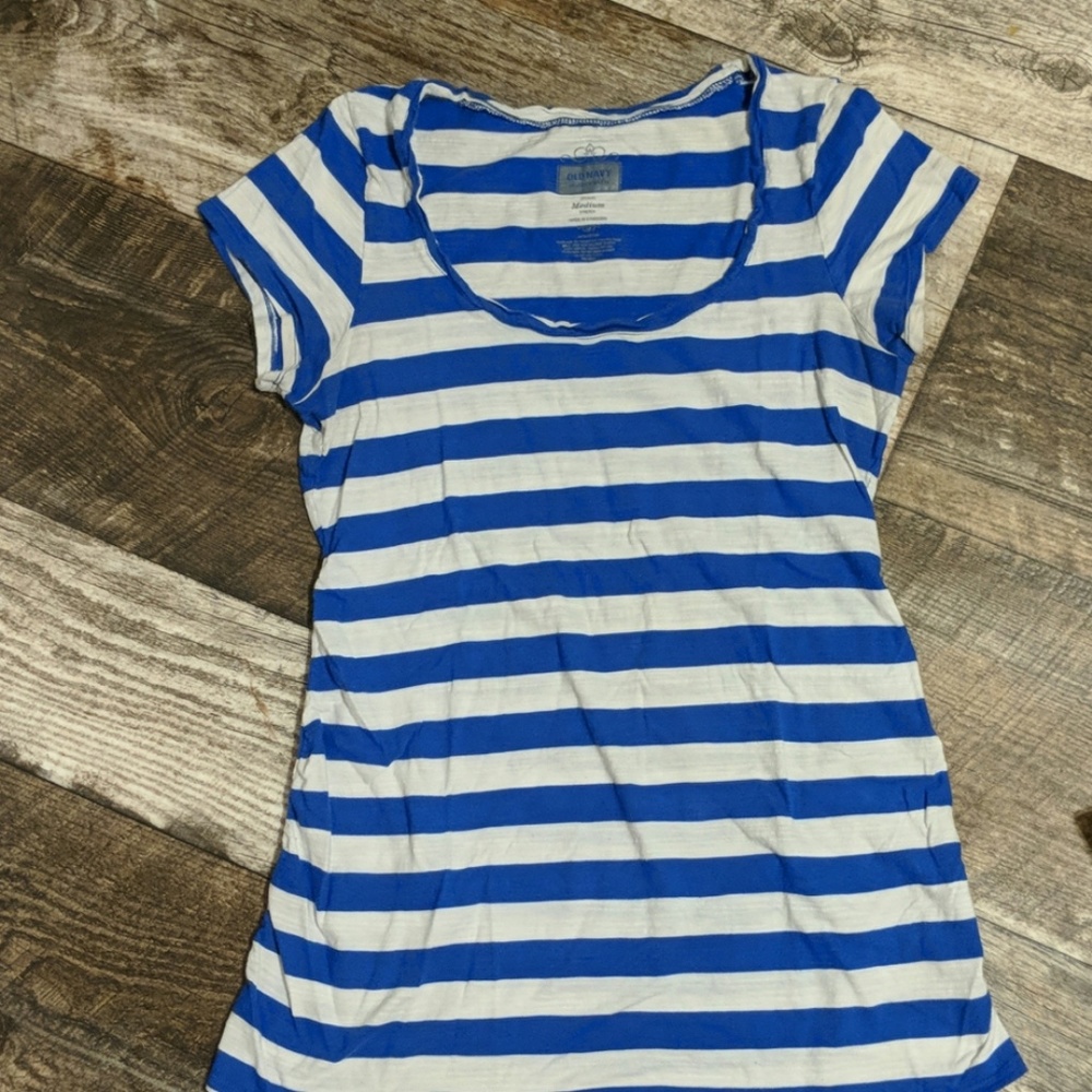 Maternity tee